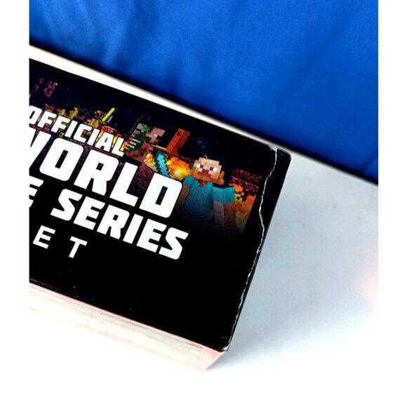 Great Adventure Stories for Minecrafters - 6 Books Box Set Series in Box - Picture 10 of 14